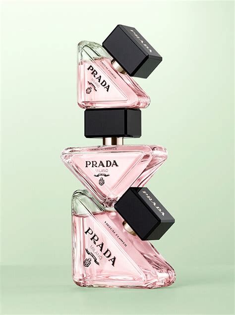 prada vert|Prada paradoxe virtual flower.